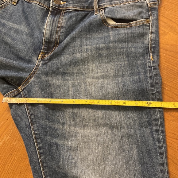 GAP Coupe Girlfriend Jeans size 16 w/ 27” inseam - Picture 10 of 14